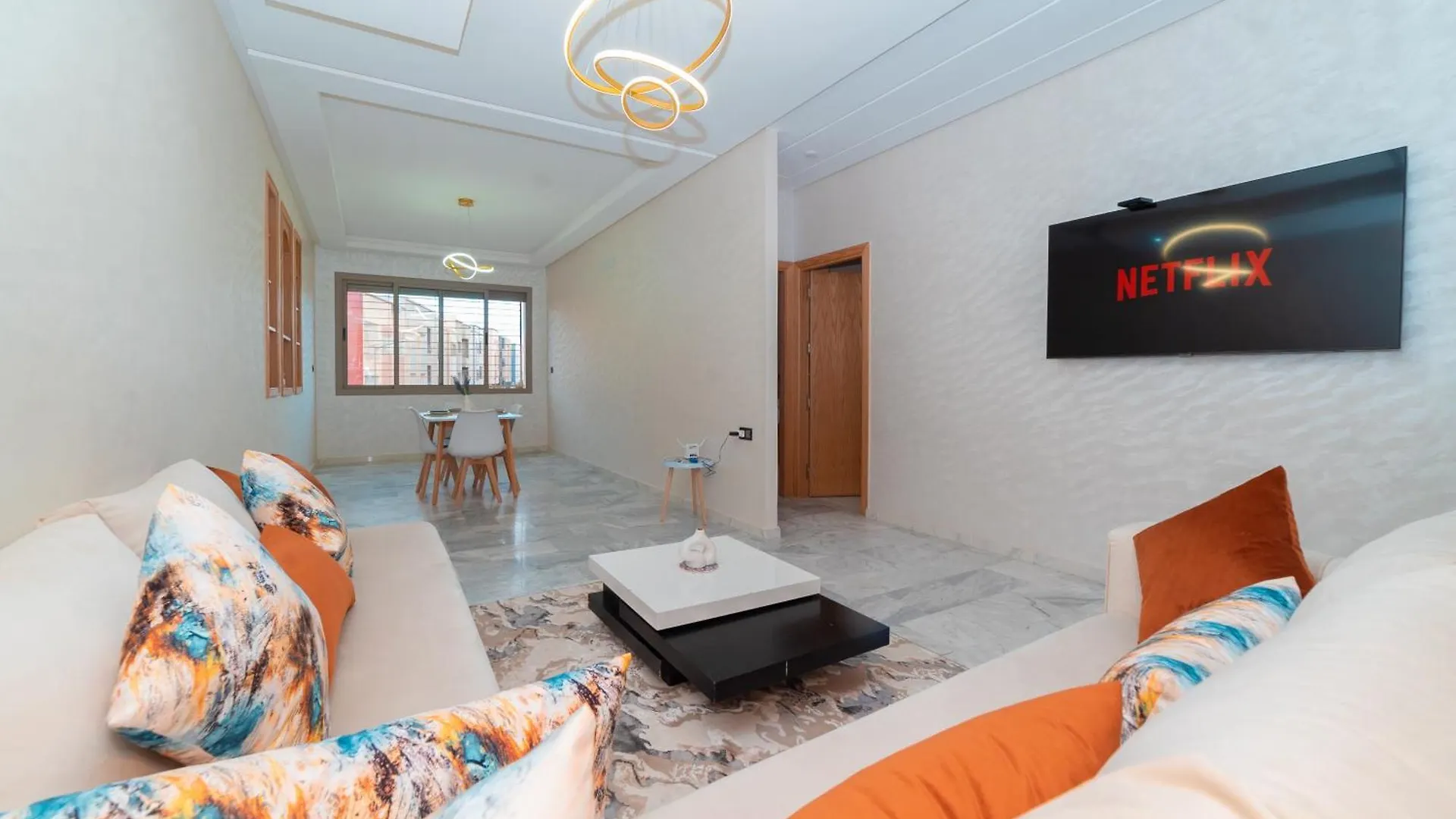 Lägenhet Appartement Familial Climatise, Spacieux Et Raffine Avec Vue Sur Jardin - Proche De L'Aeroport, Marjane Et De La Foret