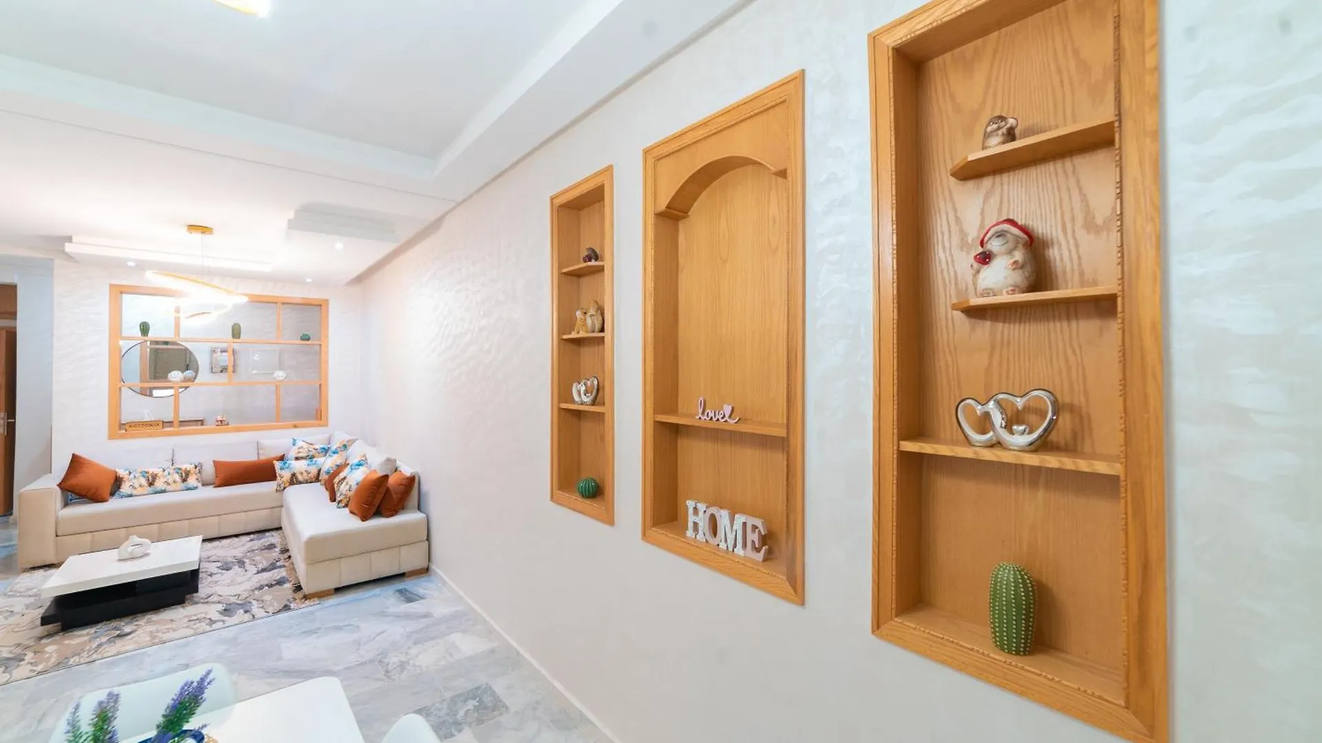 Lägenhet Appartement Familial Climatise, Spacieux Et Raffine Avec Vue Sur Jardin - Proche De L'Aeroport, Marjane Et De La Foret